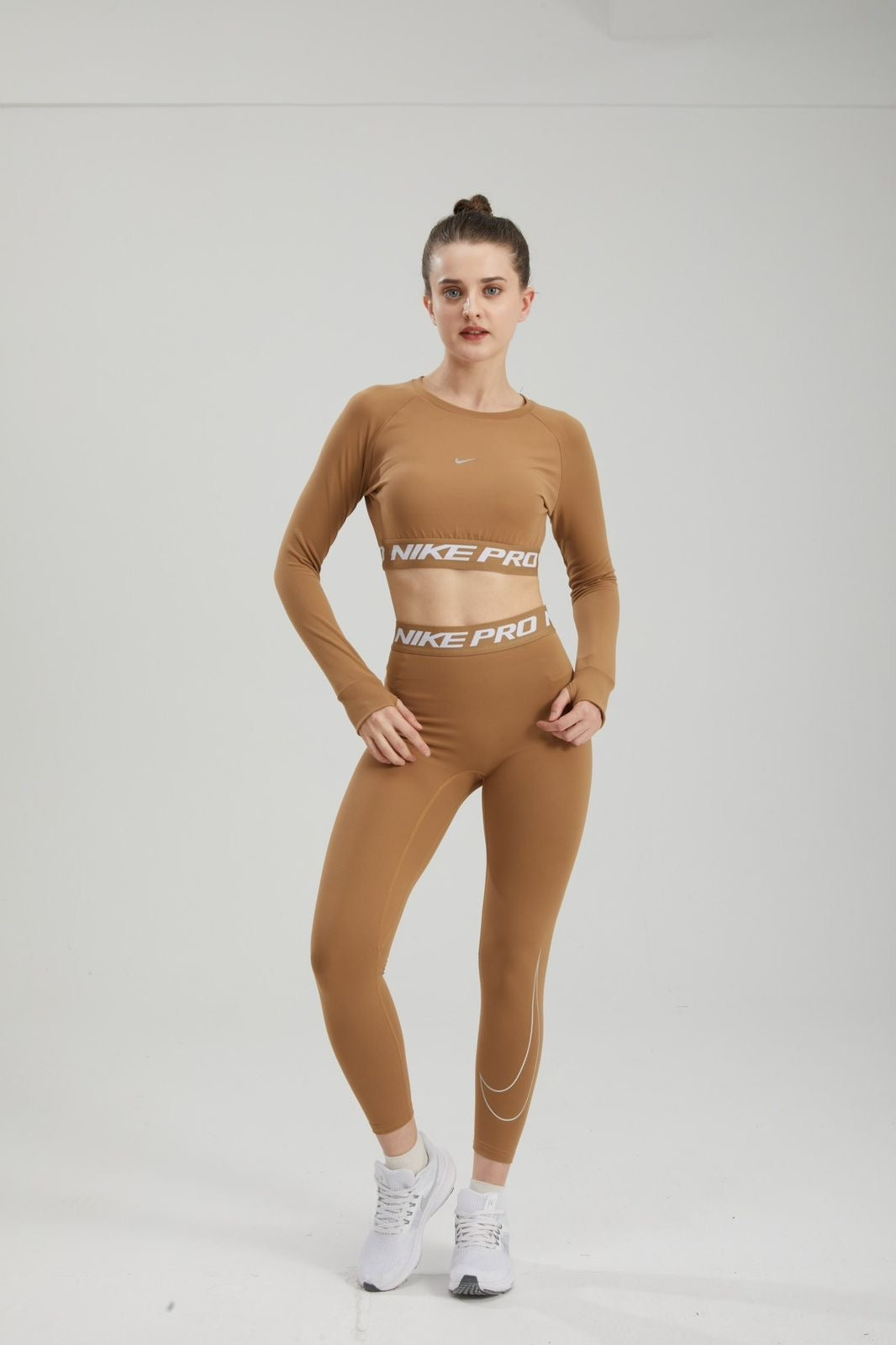 Conjunto Esportivo Feminino Nike Pro