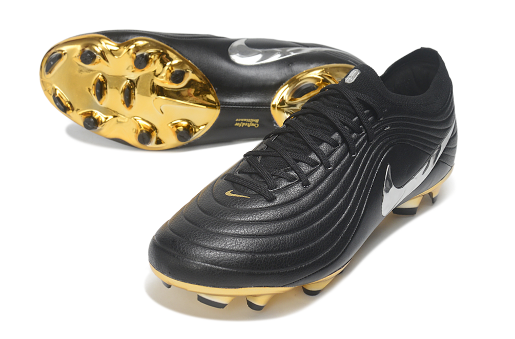 Chuteira Nike Tiempo Preta e Dourada Campo