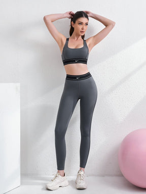 Conjunto Nike Feminino