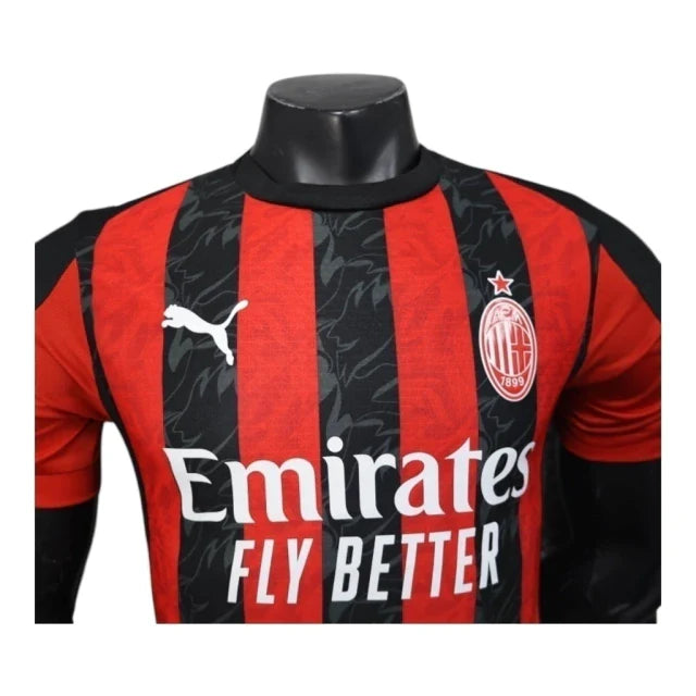Camisa AC Milan I 25/26 - Jogador Puma Masculina - Preta e vermelha com detalhes em cinza
