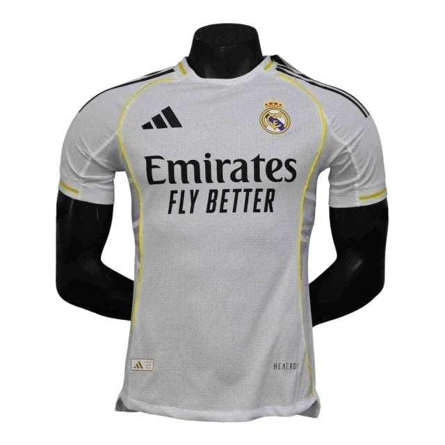 Camisa Real Madrid I 25/26 - Jogador Adidas Masculina - Branca com detalhes em amarelo