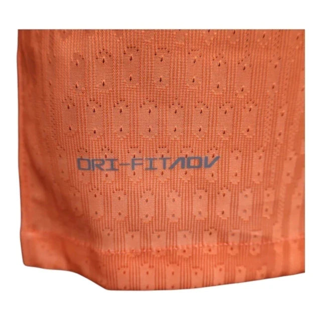 Camisa Barcelona III 25/26 - Jogador Nike Masculina - Laranja com detalhes em azul